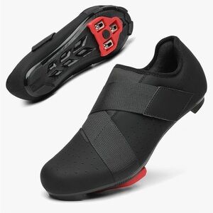 Cycling cleat on spin shoes